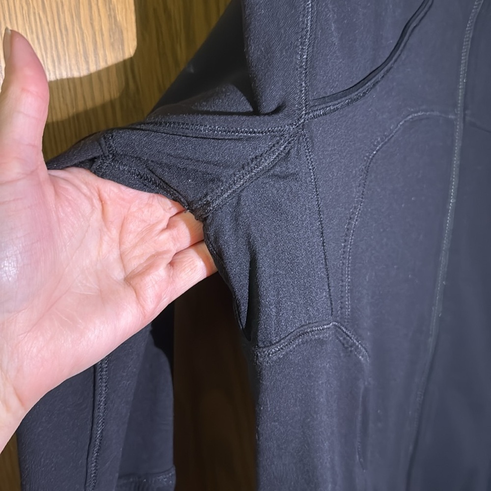 Lululemon jacket - Picture 3 of 6